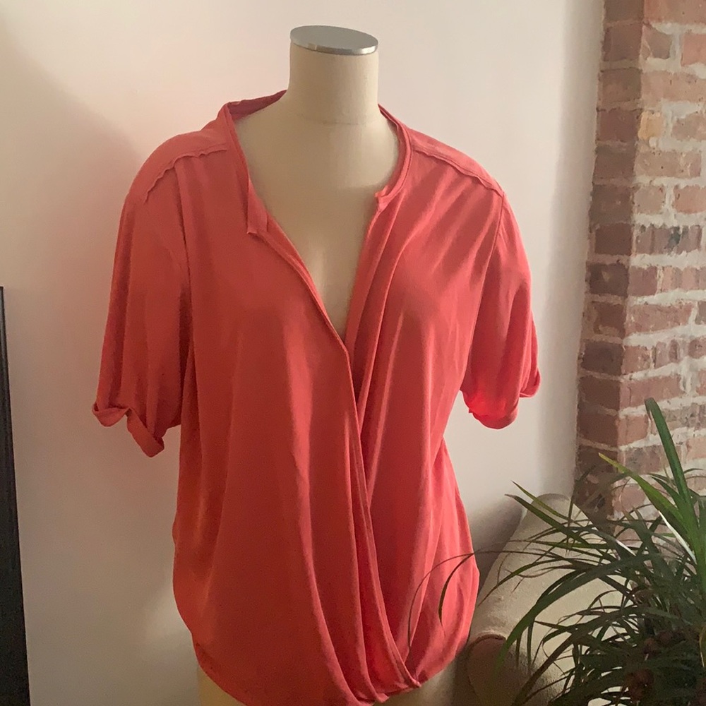 Anthropologie Saturday Sunday Open V-neck Top. Size: XL. Color Pink